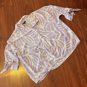 Alfani Light Purple and Cream Women's Blouse button down with tie & 3/4  sleeve